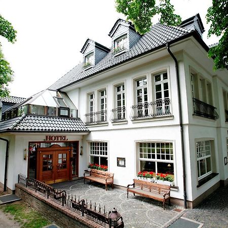 Hotel "Schloss Friedestrom" Dormagen Esterno foto